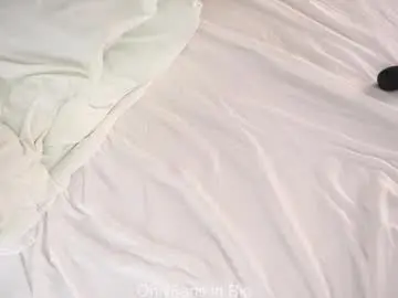 Chaturbate Live Sex of emmiemurray