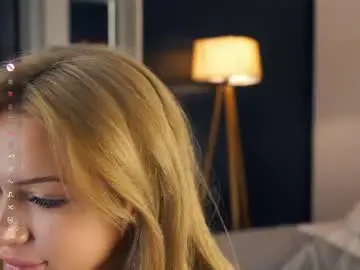 Chaturbate Free Live Porn of emmiemurray