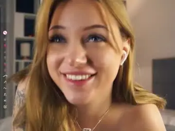 Chaturbate Adult Video Chat of emmiemurray