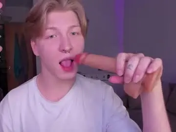 Chaturbate Live Sex Cam of themikesever