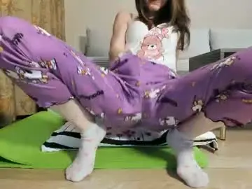 Chaturbate Watch Live Sex Cams of 1nwardly_beauty