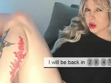 Chaturbate Free Live Porn of roxydreamgirl