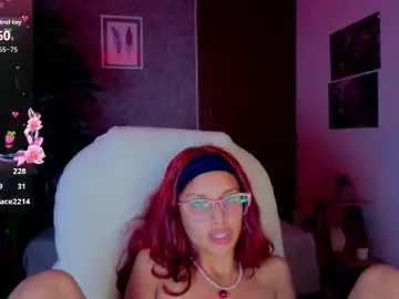 Chaturbate Live Sex of saphiire_