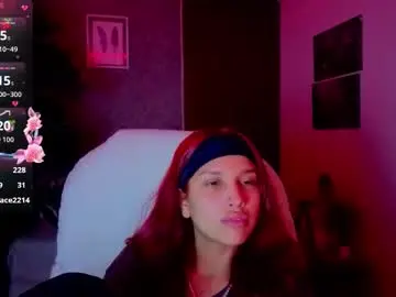 Chaturbate Live Sex Cam of saphiire_