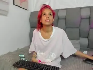 Chaturbate Live Sex of saphiire_