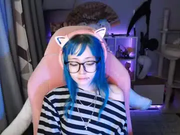 Chaturbate Live Sex Cam of danyelleeyermann