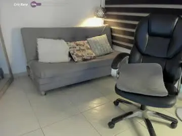 Chaturbate Live Sex Cam of emma_corteez