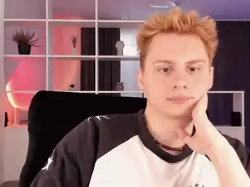 Chaturbate Live Porn of sunburn_boy