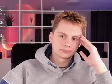 Chaturbate Live Sex Cam of sunburn_boy