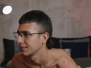 Chaturbate Live Porn of symonprince