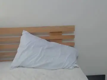 Chaturbate Free Porn Cam of pixietease1