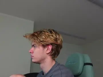 Chaturbate Best live sex cam show of eric_poston