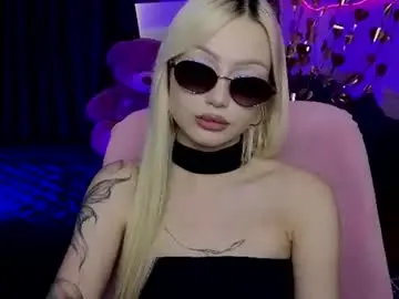 Chaturbate Best live sex cam show of linalirian