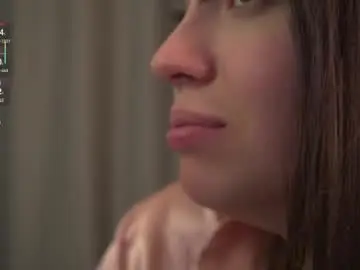 Chaturbate Sex Cam of vivid_girls