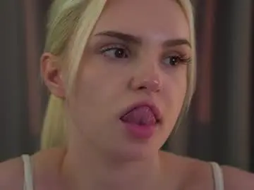 Chaturbate Sex Cam of vivid_girls