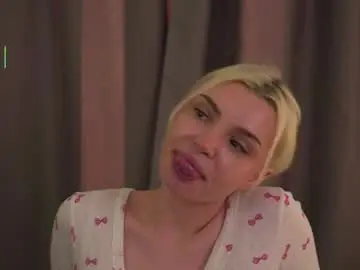 Chaturbate Private Sex Chat of vivid_girls