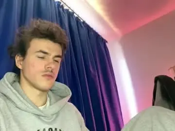 Chaturbate Live Porn of yayay333