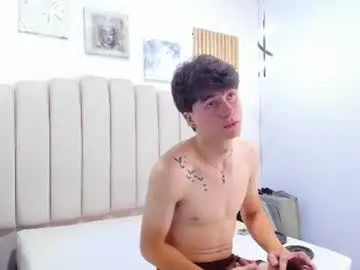 Chaturbate Live Sex Cam of jeins_fisher