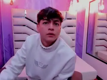 Chaturbate Free Porn Cam of stonne69