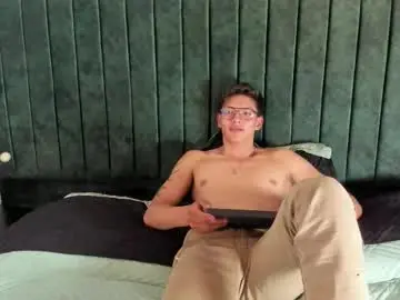 Chaturbate Sex Cam of victor_oliveira_