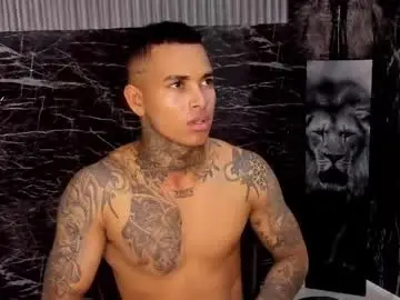 Chaturbate Watch Live Sex Cams of tyler_bell_