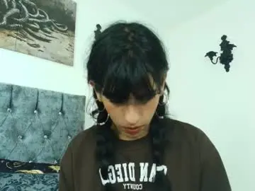 Chaturbate Sex Cam of bella_poisonous