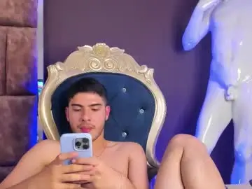 Chaturbate Live Sex of apolo_grayy