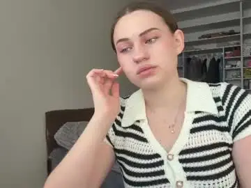 Chaturbate Sex Chat of softsinner_