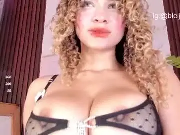 Chaturbate Sex Cam of kenykitty