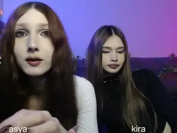Chaturbate Live Sex Cam of yourkittysweetysya
