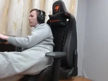 Chaturbate Best live sex cam show of iliaskrisloveee