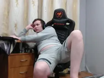 Chaturbate Adult Video Chat of iliaskrisloveee