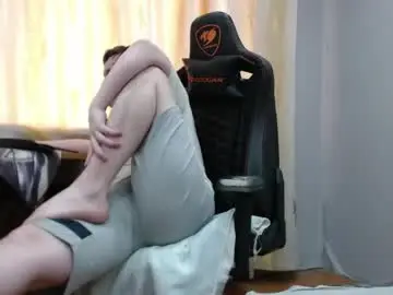 Chaturbate Sex Cam of iliaskrisloveee