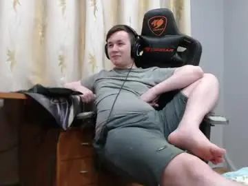 Chaturbate Sex Chat of iliaskrisloveee