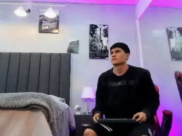 Chaturbate Live Porn of roan_birkin