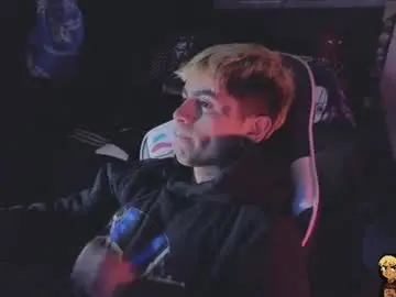 Chaturbate Live Sex of acidmilo