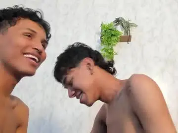 Chaturbate Nude Webcam of boys_hotparty