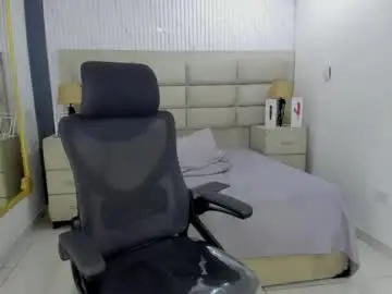 Chaturbate Free Porn Cam of cintiacolins