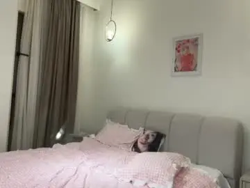 Chaturbate Nude Webcam of kellyberry__