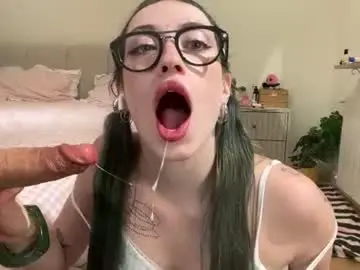 Chaturbate Live Porn of kellyberry__