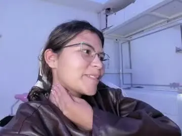 Chaturbate Free Live Porn of ladybrown_16