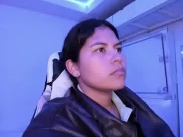 Chaturbate Live Sex Cam of ladybrown_16
