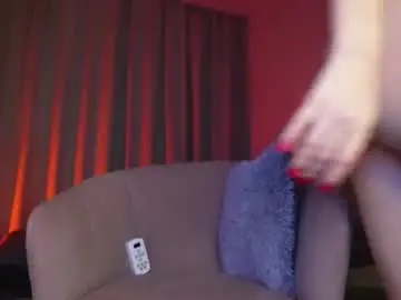 Chaturbate Live Porn of nikkibloom_xoxo