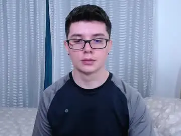 Chaturbate Sex Cam of kevinhunts