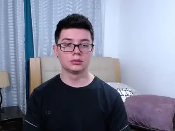 Chaturbate Live Porn of kevinhunts