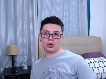 Chaturbate Free Live Porn of kevinhunts