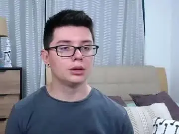 Chaturbate Sex Cam of kevinhunts
