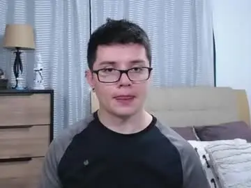 Chaturbate Live Porn of kevinhunts