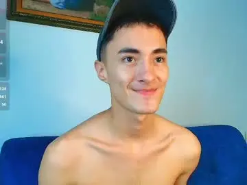 Chaturbate Live Sex Cam of wal_jones