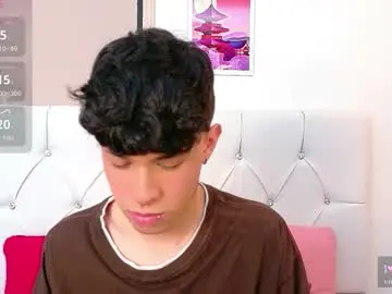 Chaturbate Best live sex cam show of axel_evanss